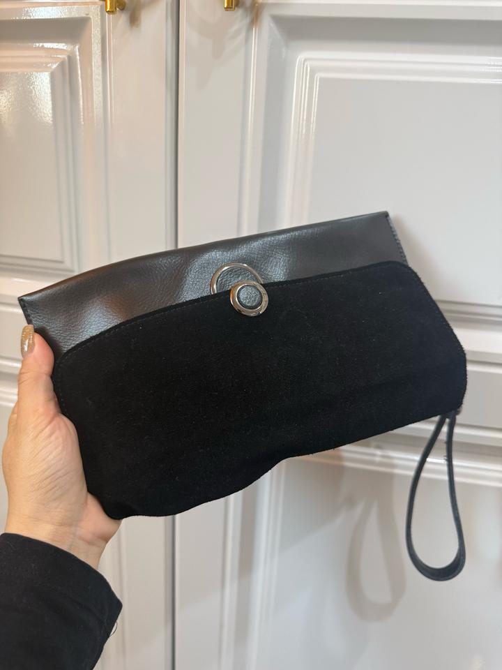 Черный клатч