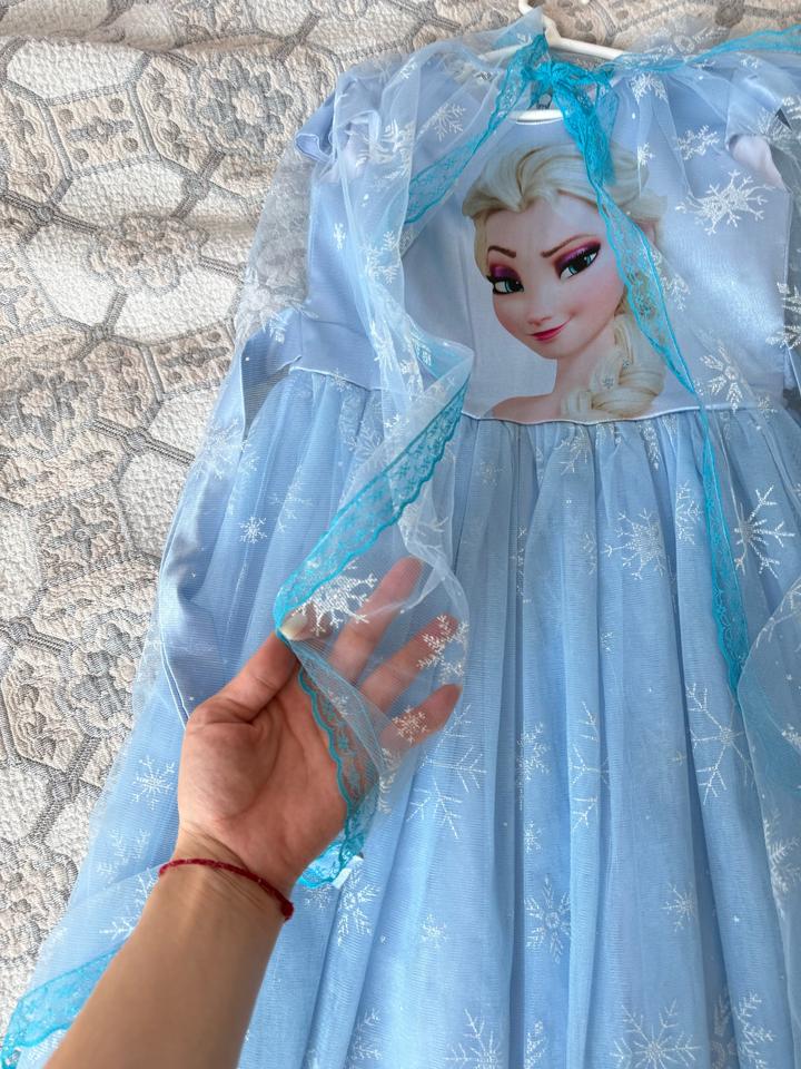 Платье Эльзы на 5 лет