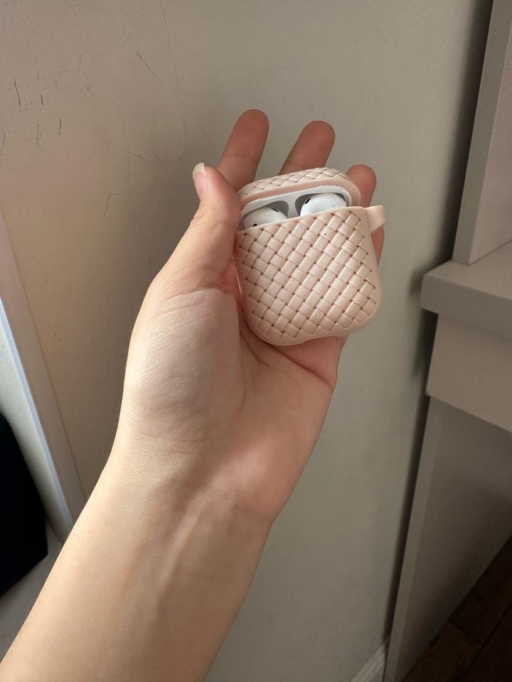 чехол для AirPods