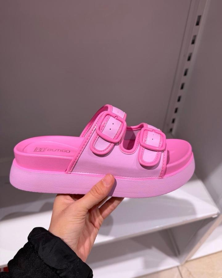 Женские шлепанцы Butigo