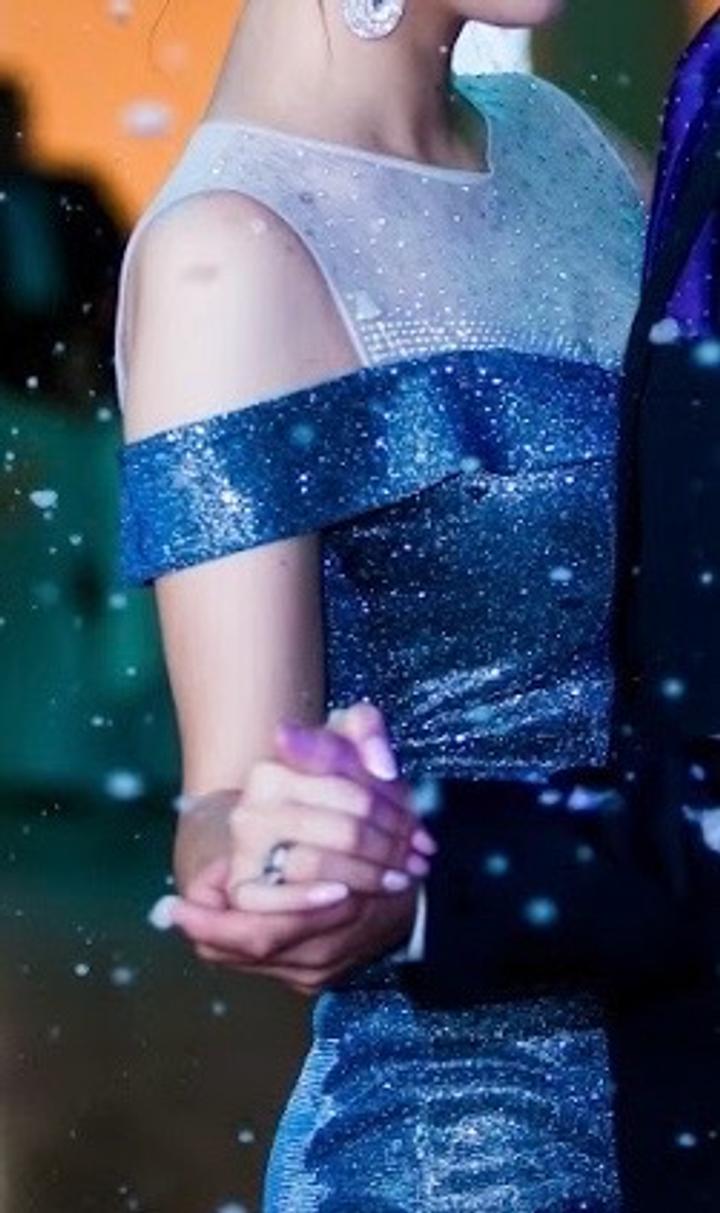 Вечернее платье