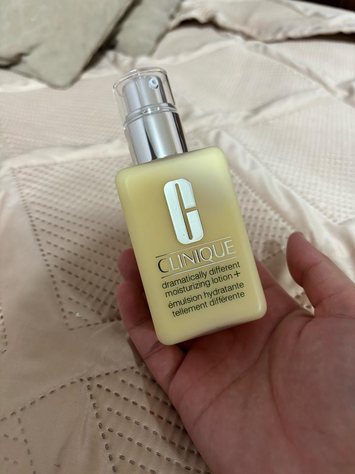 Clinique Dramatically Different Moisturizing Lotion+