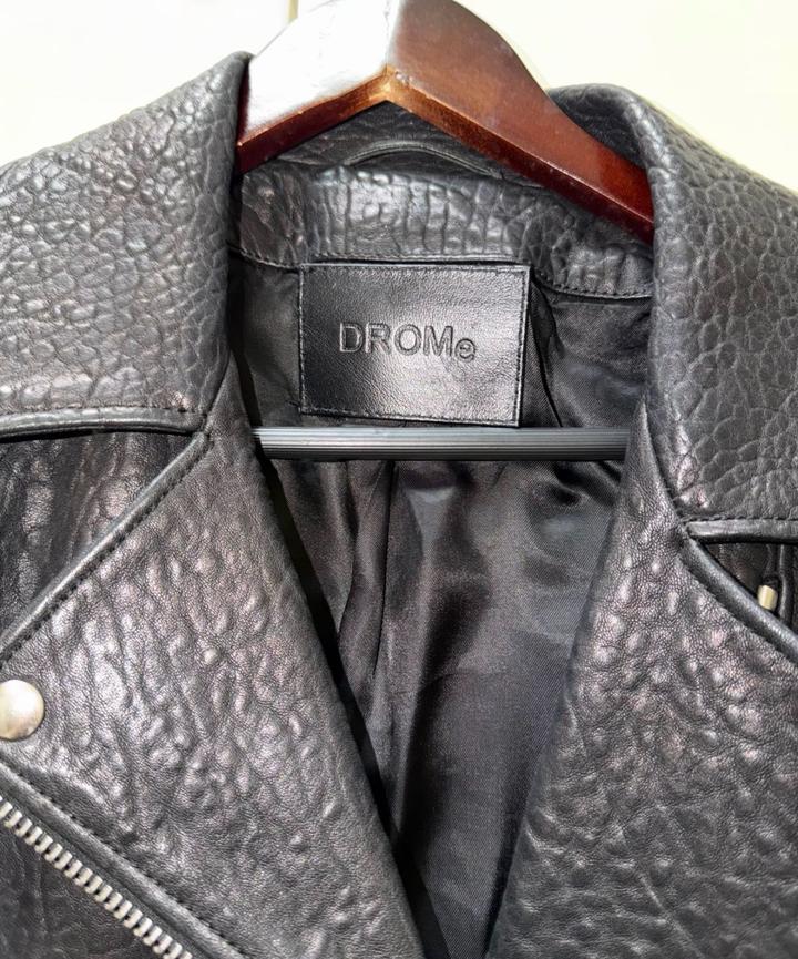 Кожанная куртка DROMe