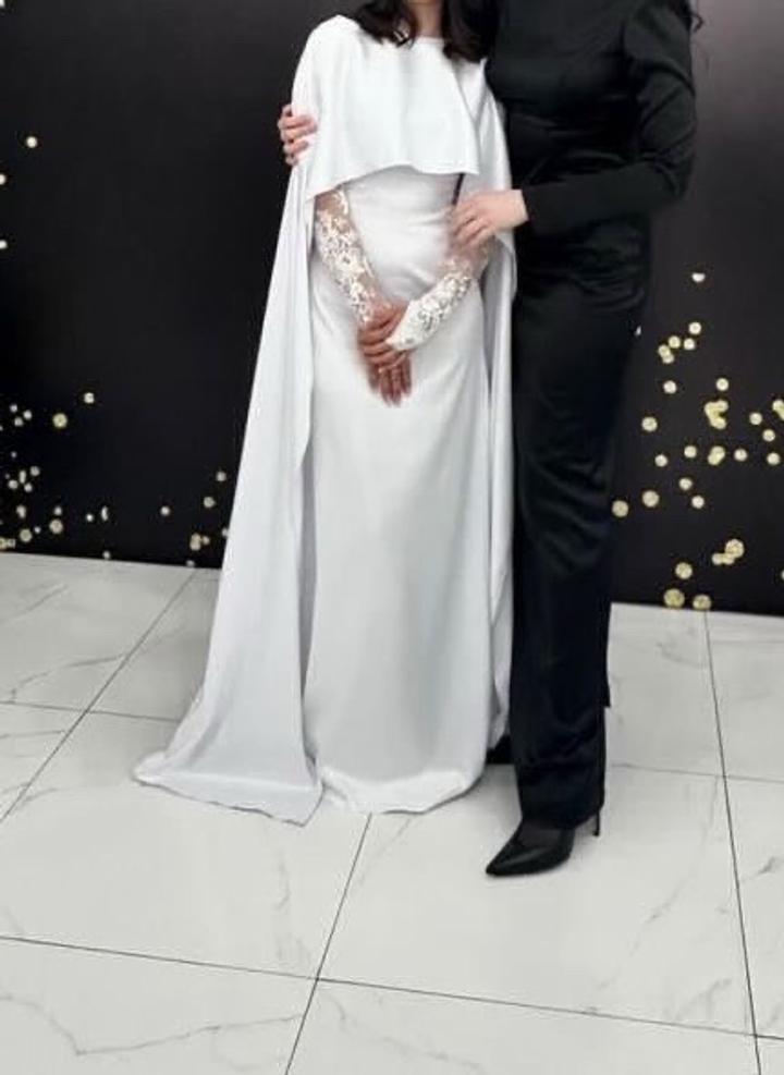 Белое платье