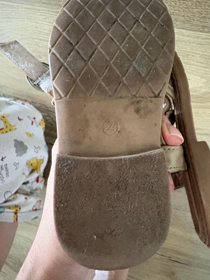 Сандали