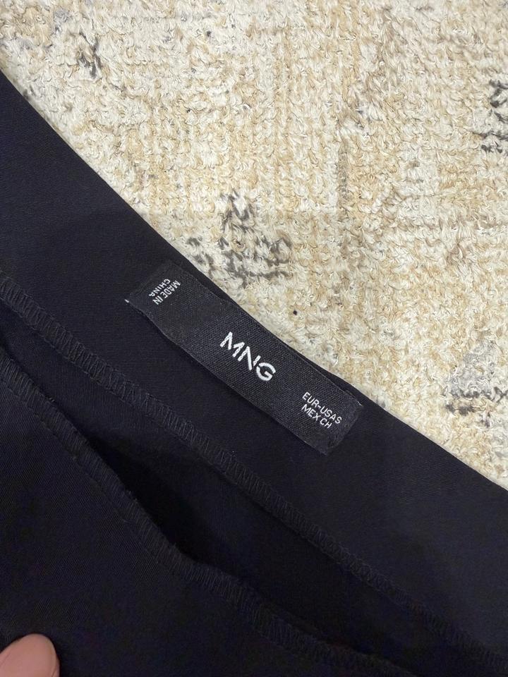 Новый топ Mango