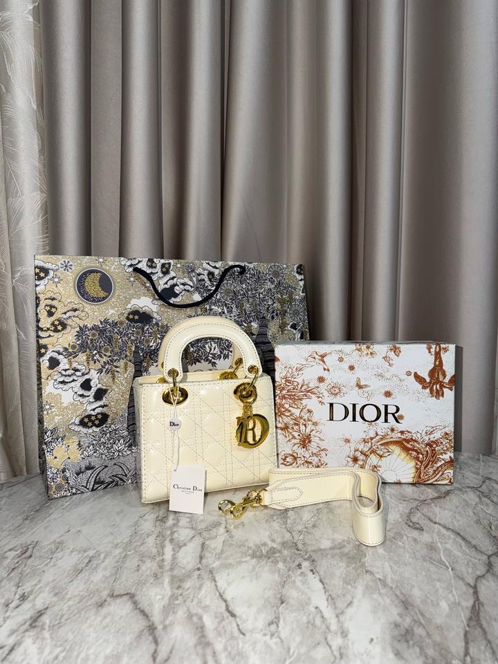 Сумки от Dior