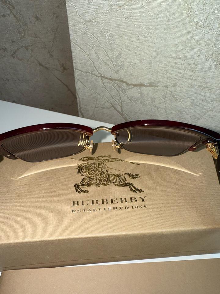 Солнечные очки Burberry оригинал(!)- документы, коробка, футляр в комплекте