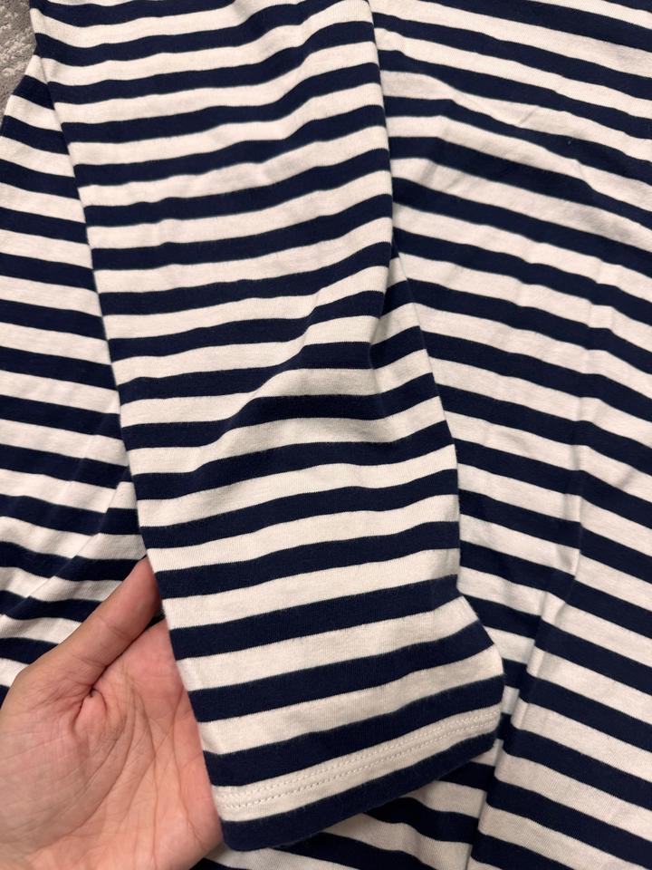 Два лонгслива UNIQLO