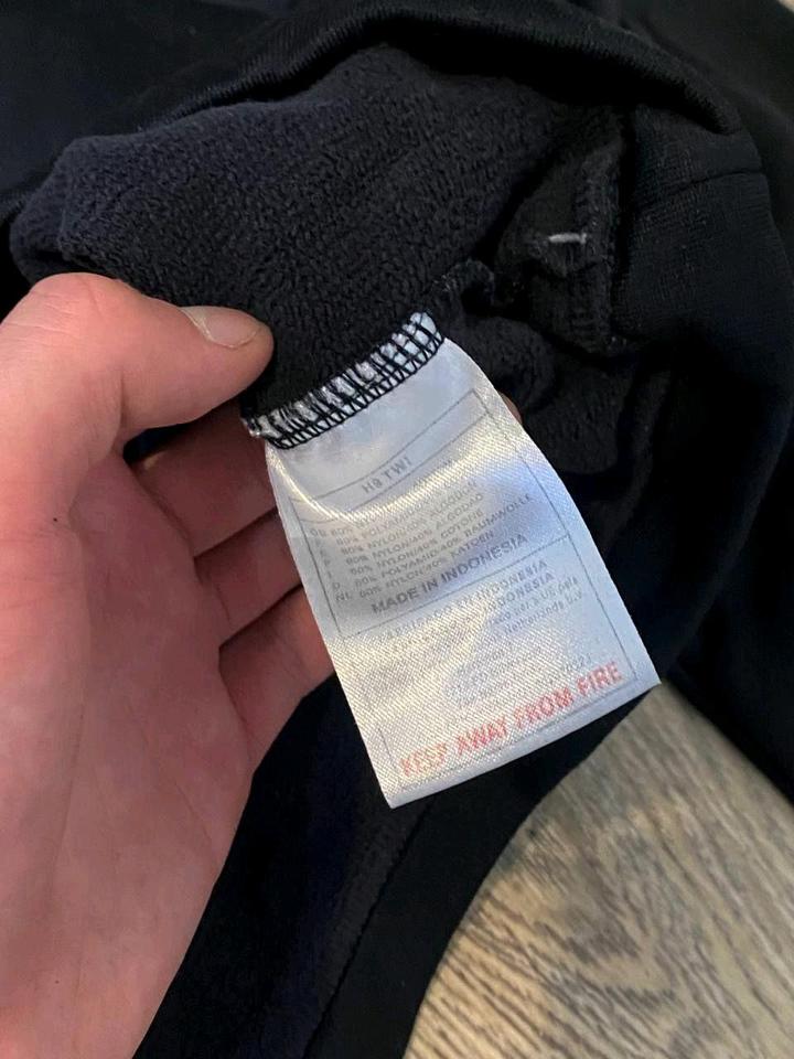 Nike свитшот оригинал.Nike sweatshirt