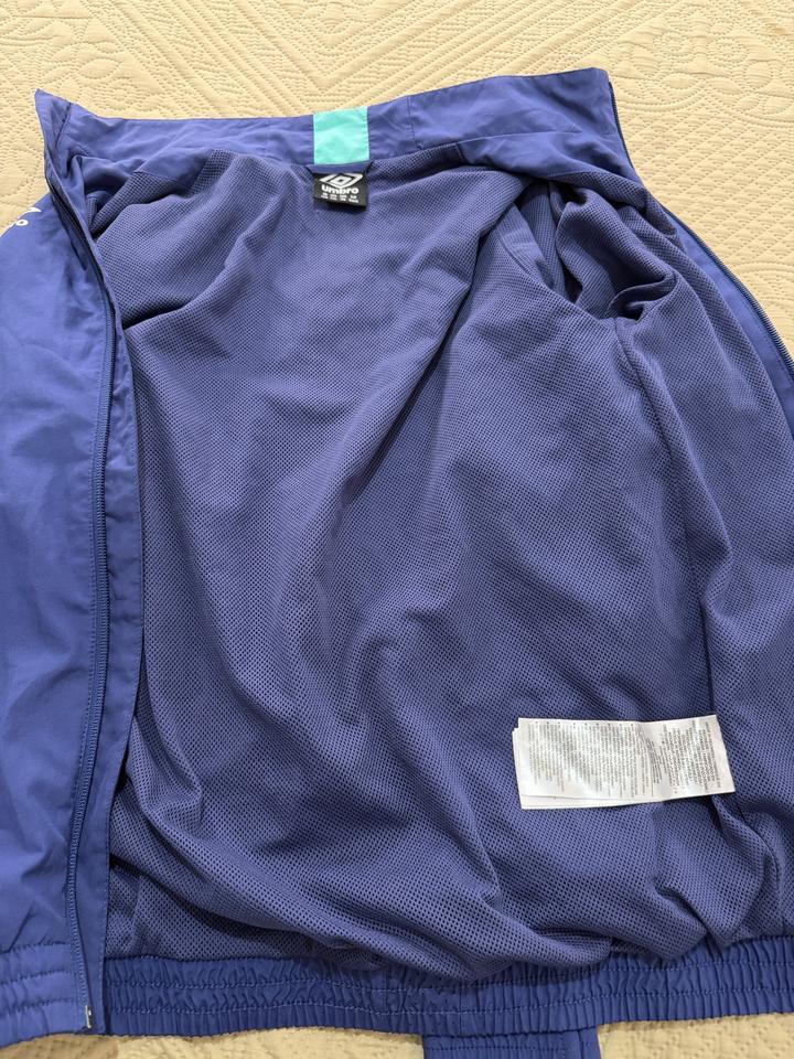 Ветровка легкая Umbro