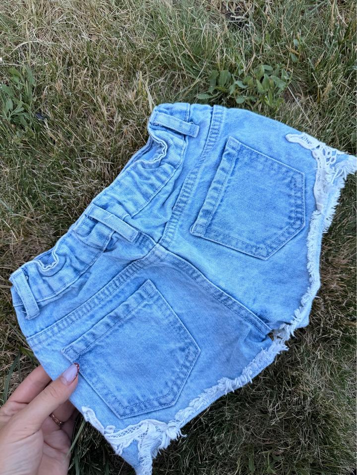Джинсовые шорты 7-8 лет denim&co