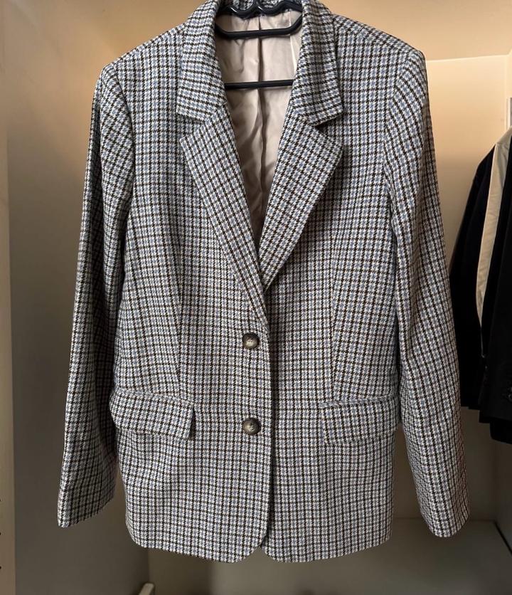 Пиджак & Other Stories