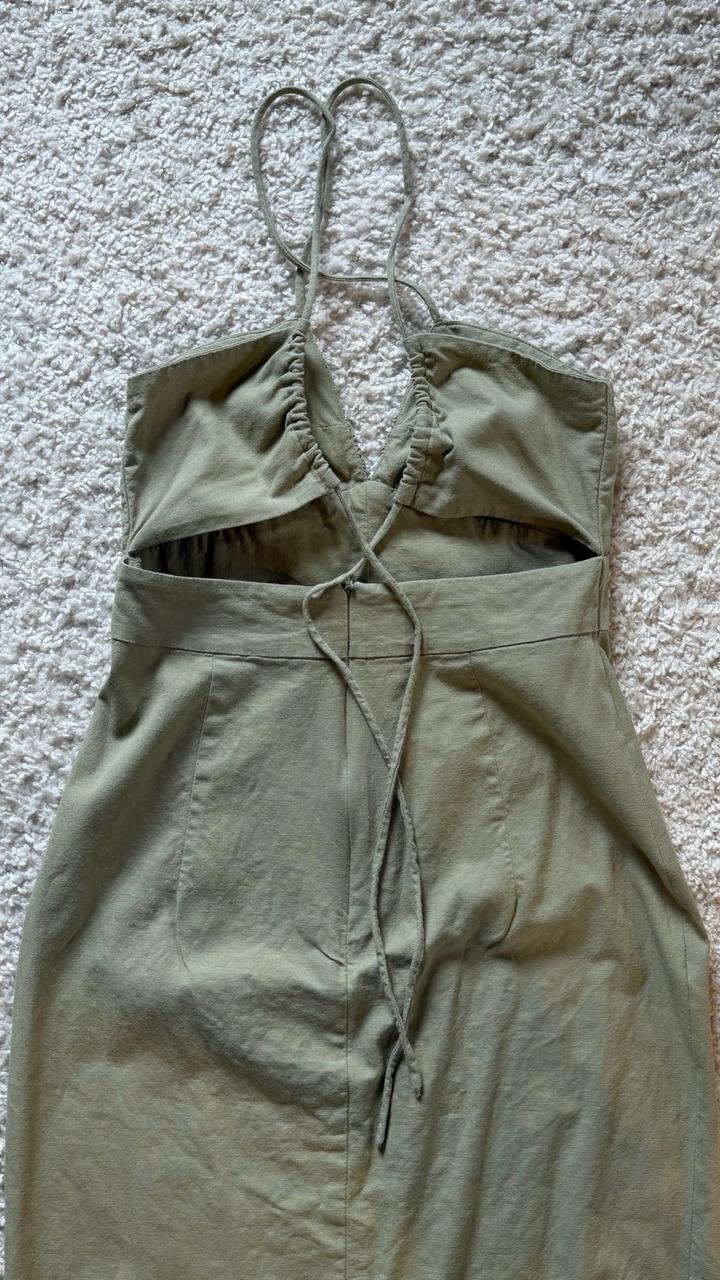 Платье Zara светло-зеленое
