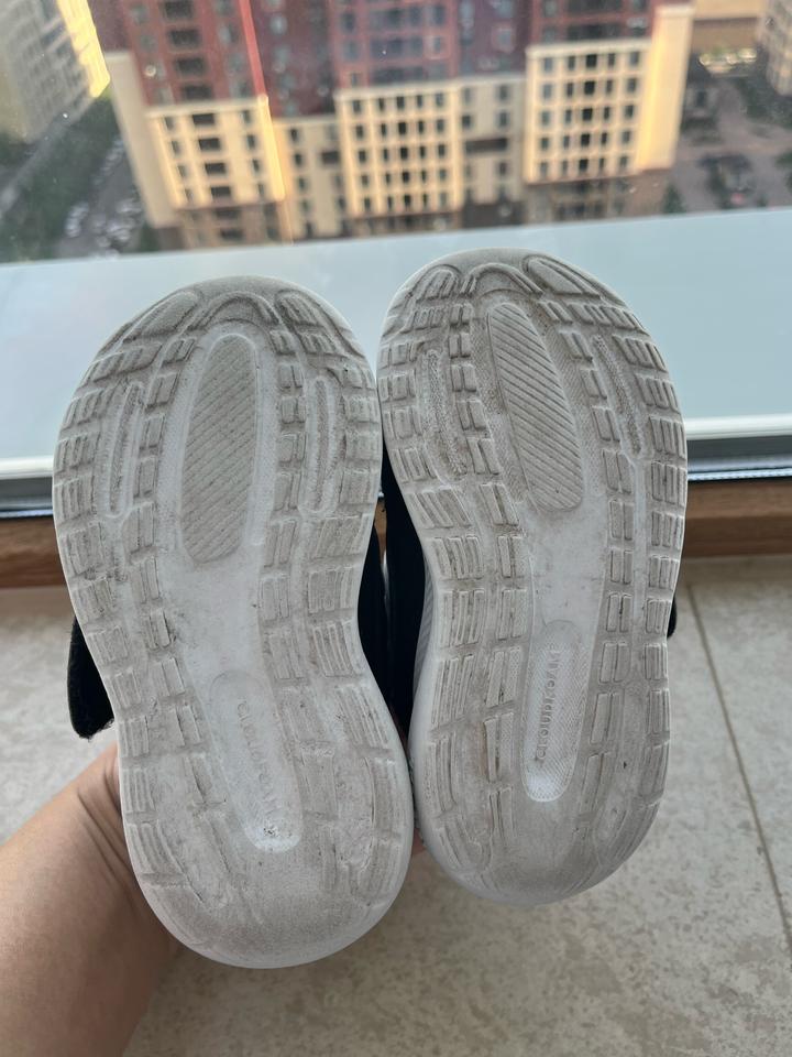 Детские кроссовки Adidas