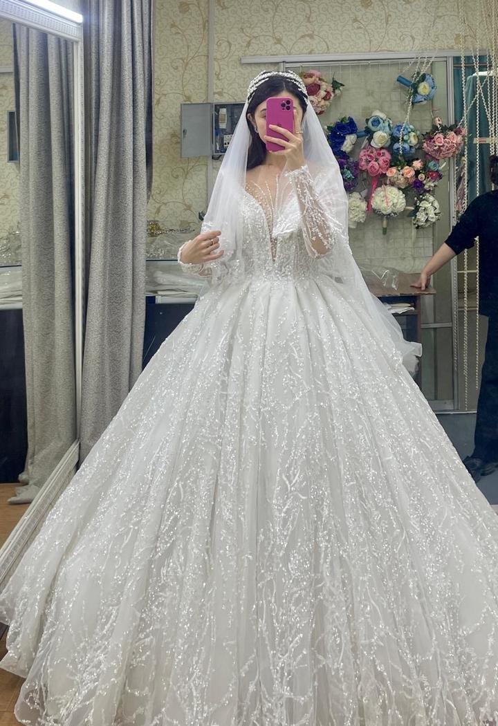 Свадебное платье