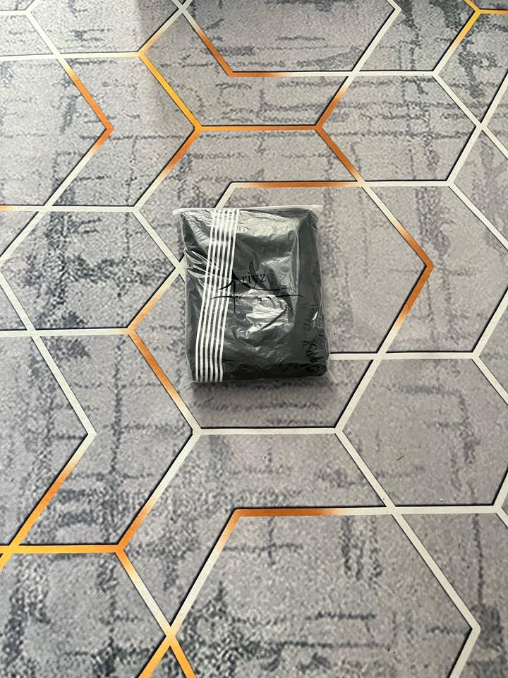 Черные штаны Ariyz