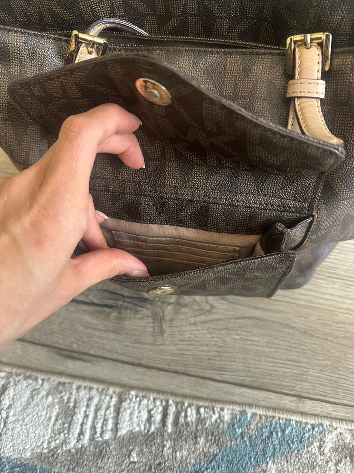 Сумка от Michael Kors