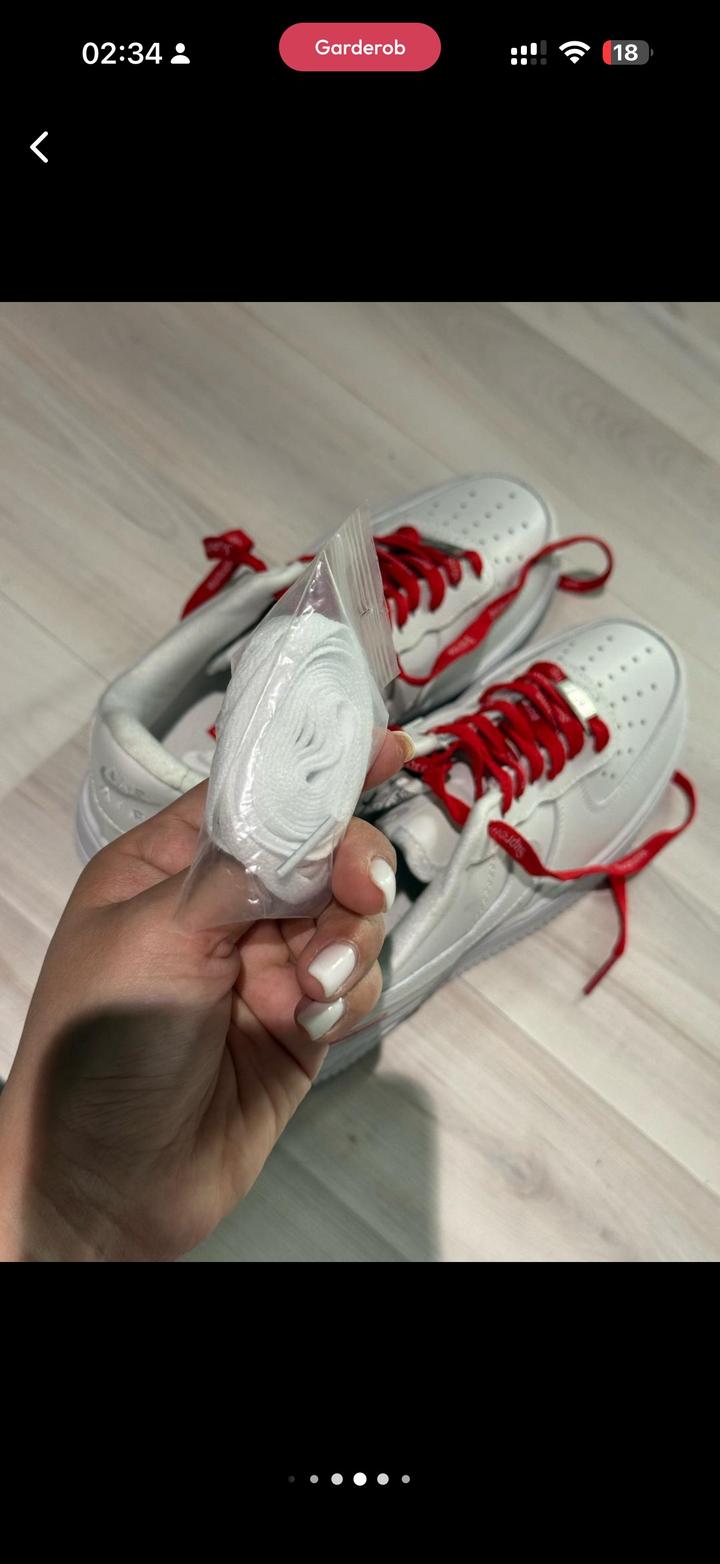 Новые кроссовки Nike air supreme