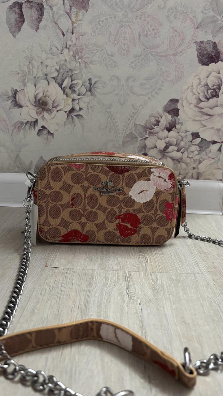 Крос боди Coach