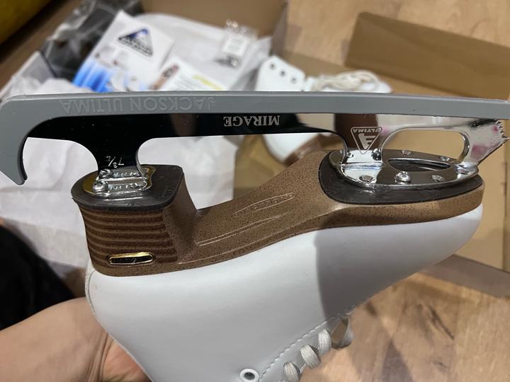 Коньки Jackson Elle Fusion c лезвиями Ultima Mirage