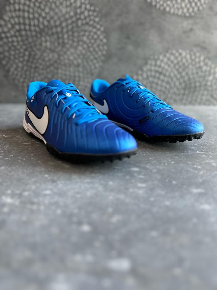 Сороконожки Nike Tiempo Legend 10