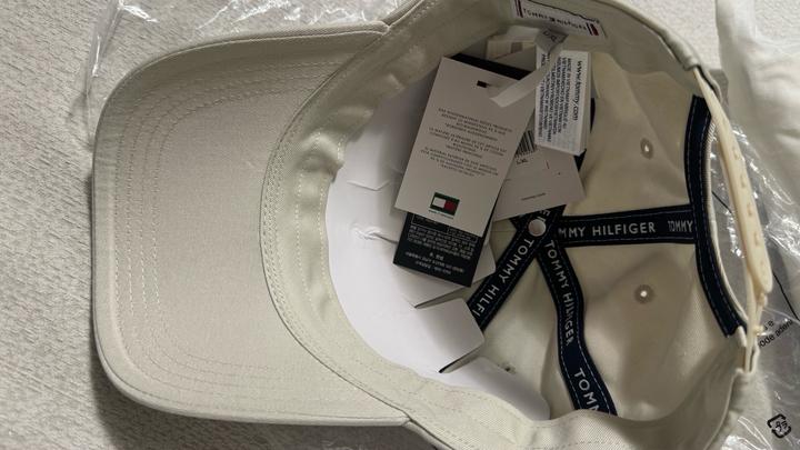 Бейсболка новая детская Tommy Hilfiger