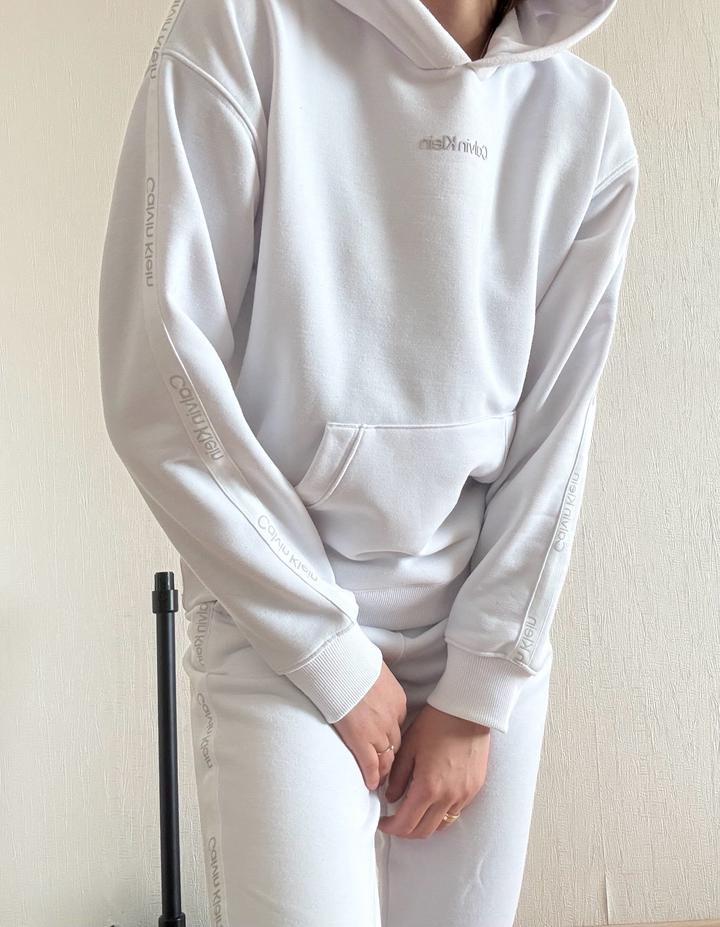 Костюм Calvin klein