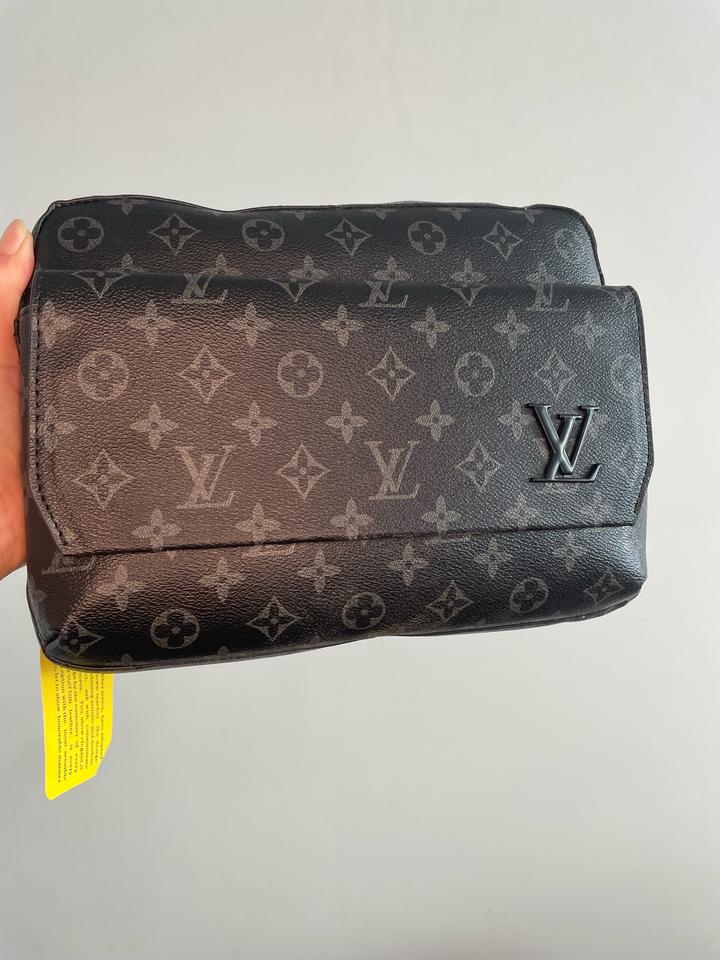Барсетка LV