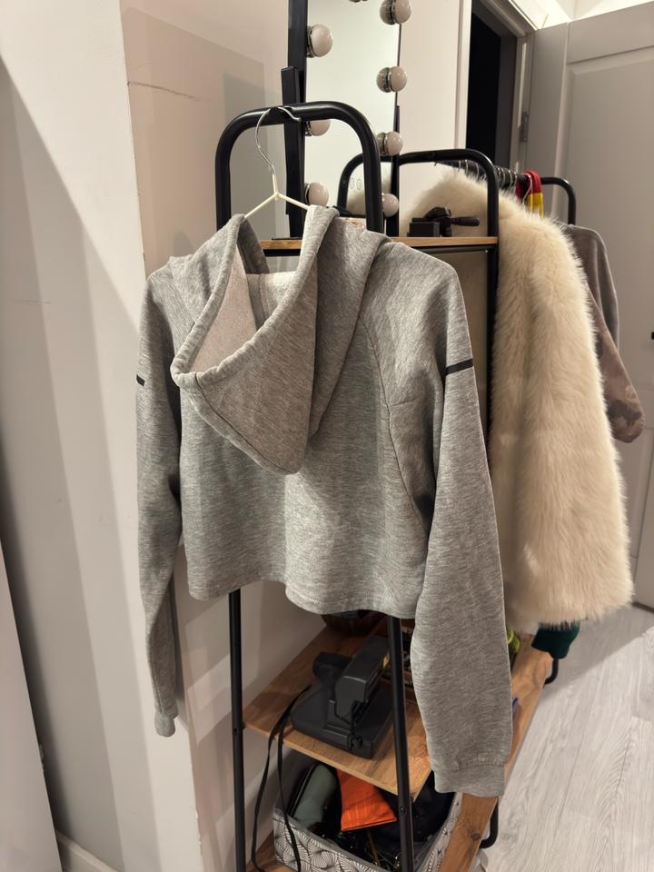 Худи толстовка Adidas худи кроп