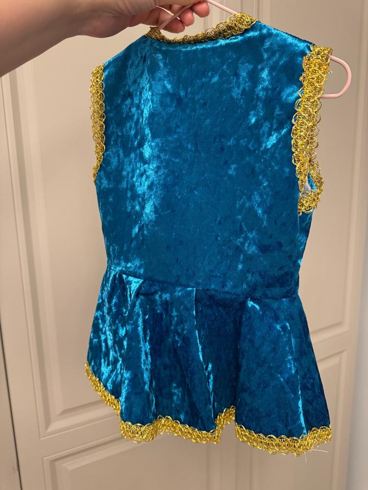 Жилет нарядный на наурыз