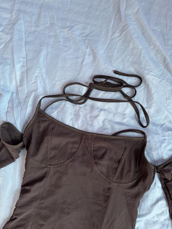 Платье черное с рукавами