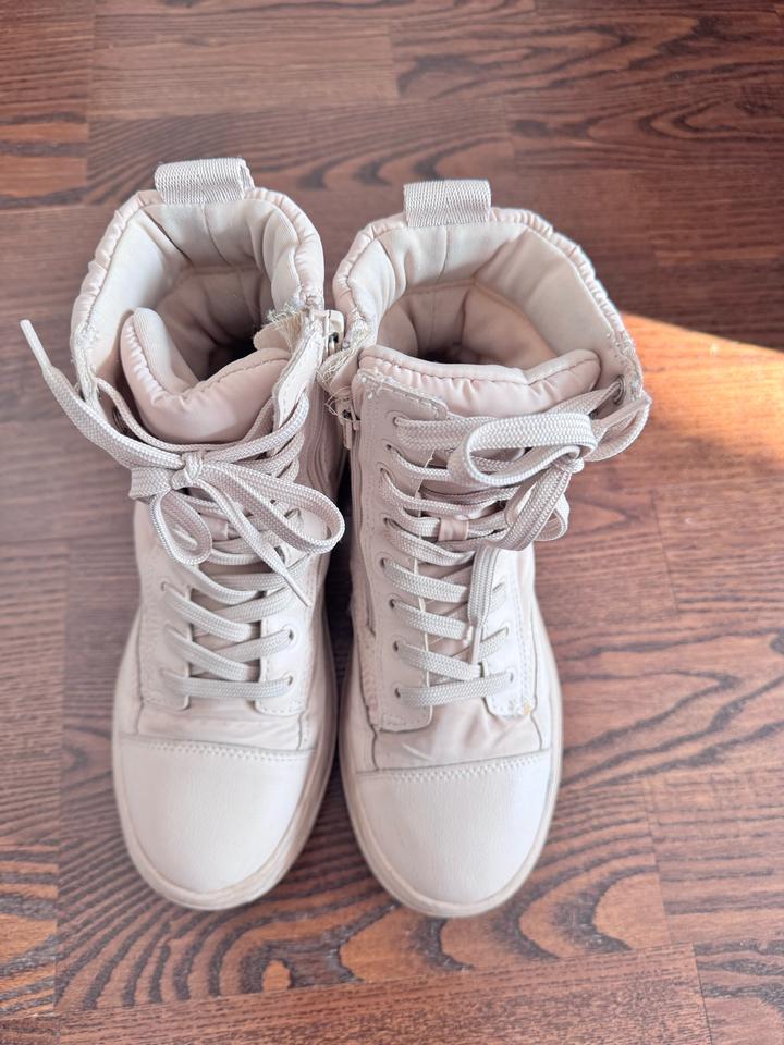 Ботинки весенние Zara для девочки