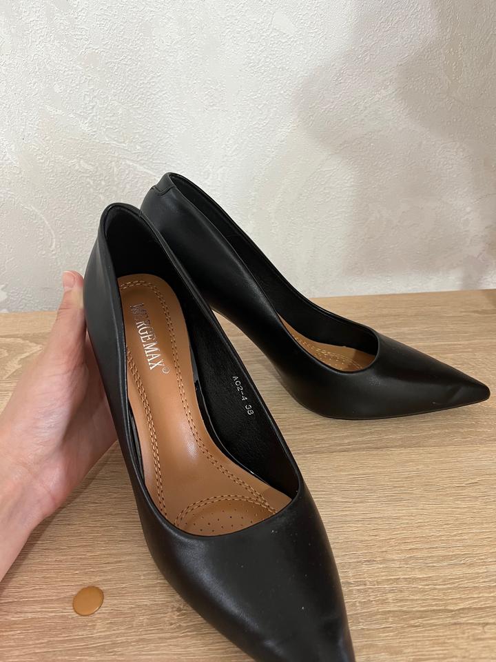 Лодочки черные
