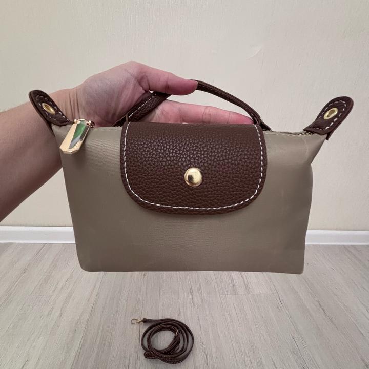 Мини-сумка Longchamp из нейлона с длинным ремешком