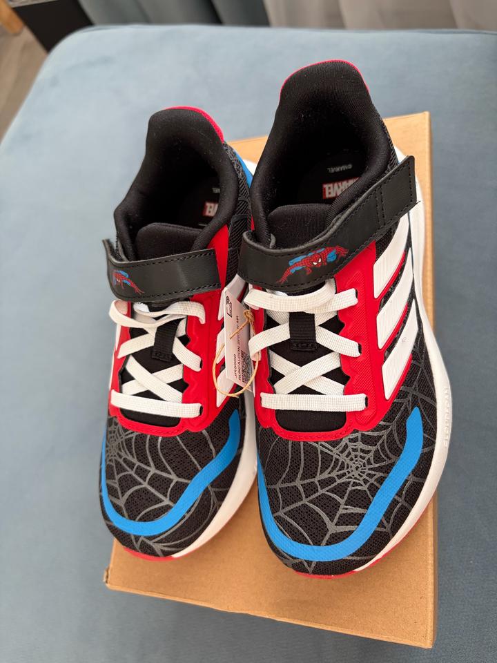 Кроссовки для мальчика Adidas