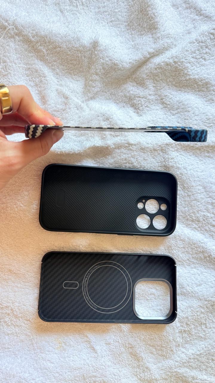 Чехлы на IPhone 16PRO