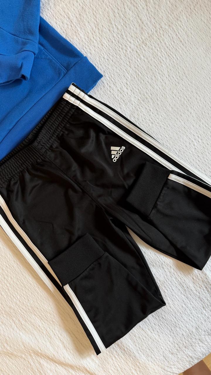 Спортивный костюм adidas на мальчика