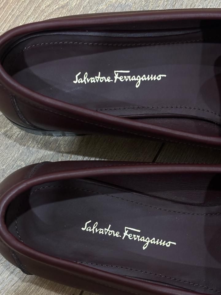 Бордовые кожаные лофферы Salvatore Ferragamo