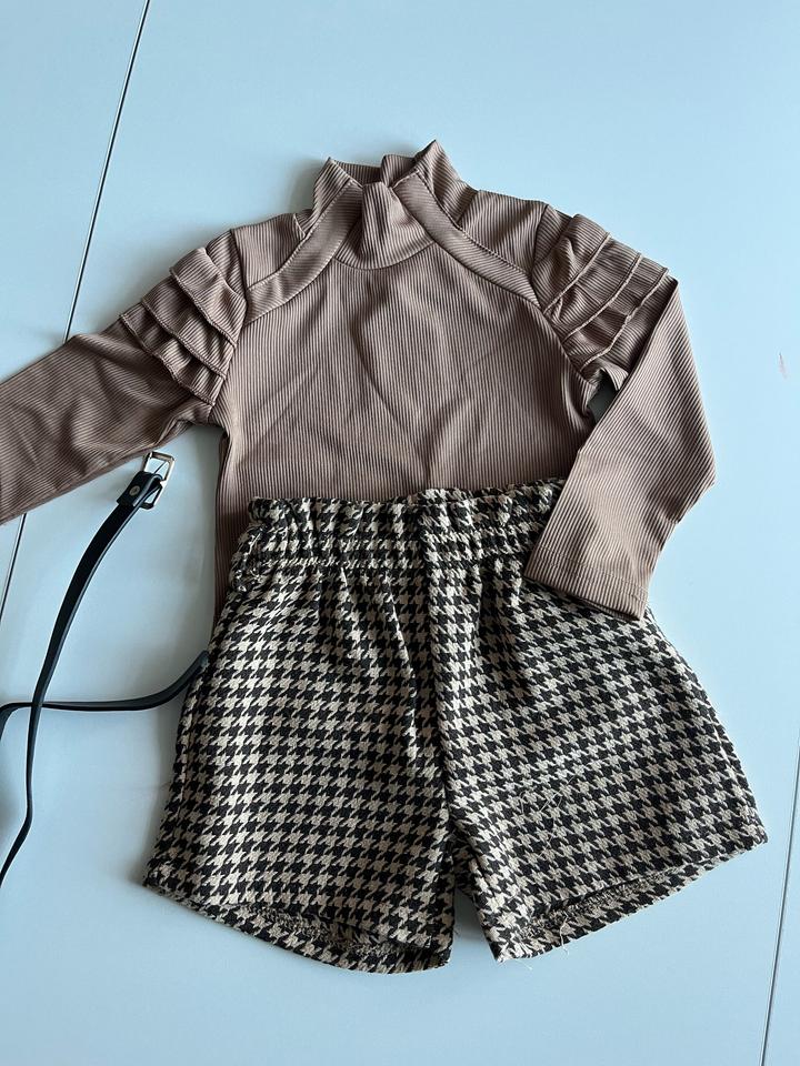 Стильная двойка для девочек