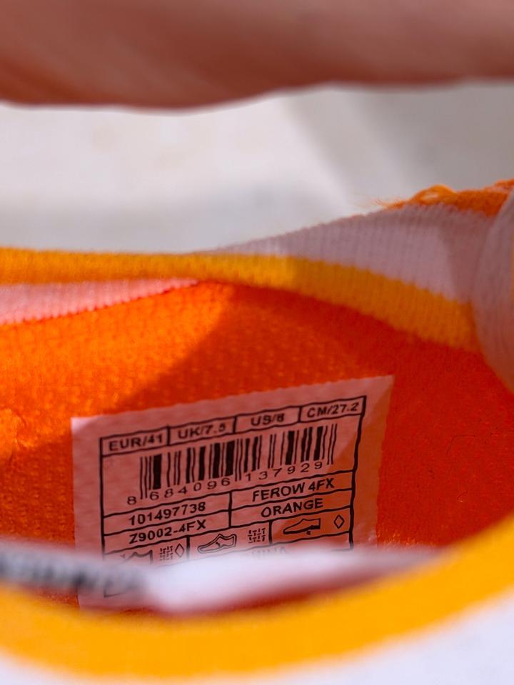 Мужские кроссовки