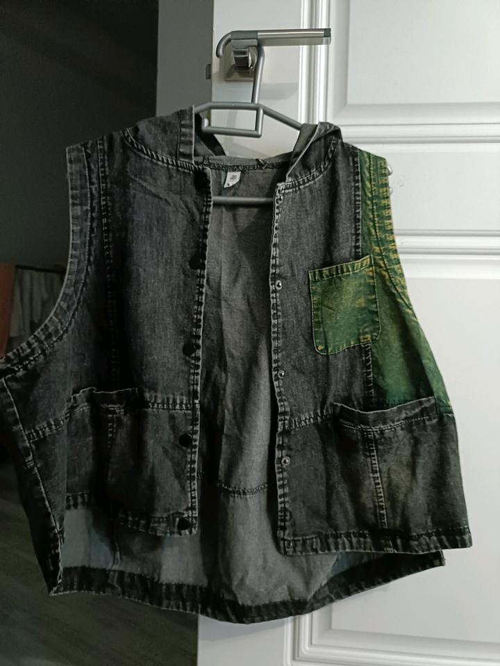 Джинсовый жилет