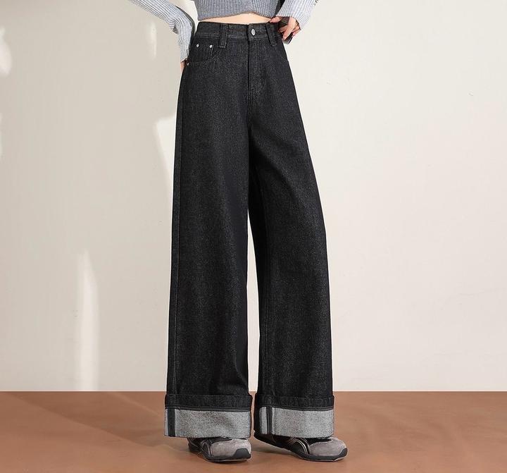 Черные джинсы