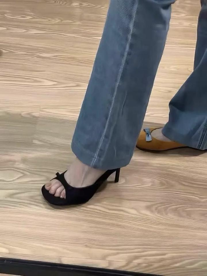 Черные туфли