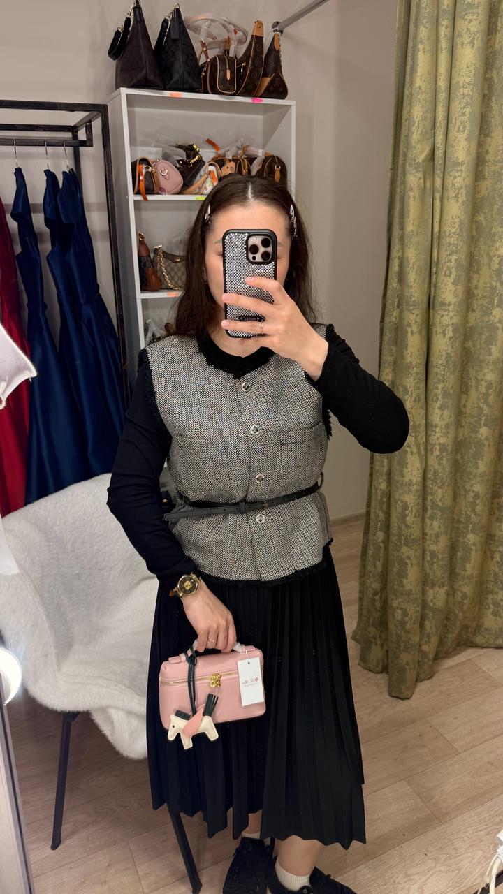 Розовая сумка Loro Piana