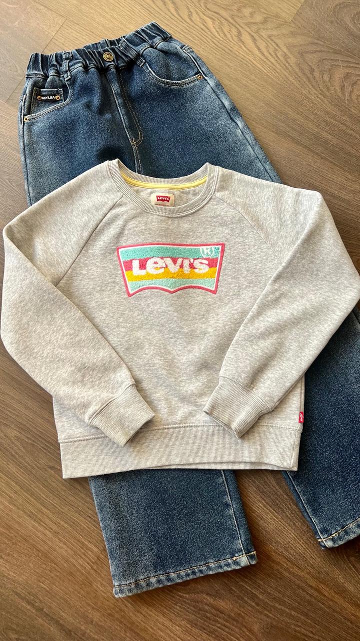 Кофта Levi’s и утепленные зимние джинсы для девочки