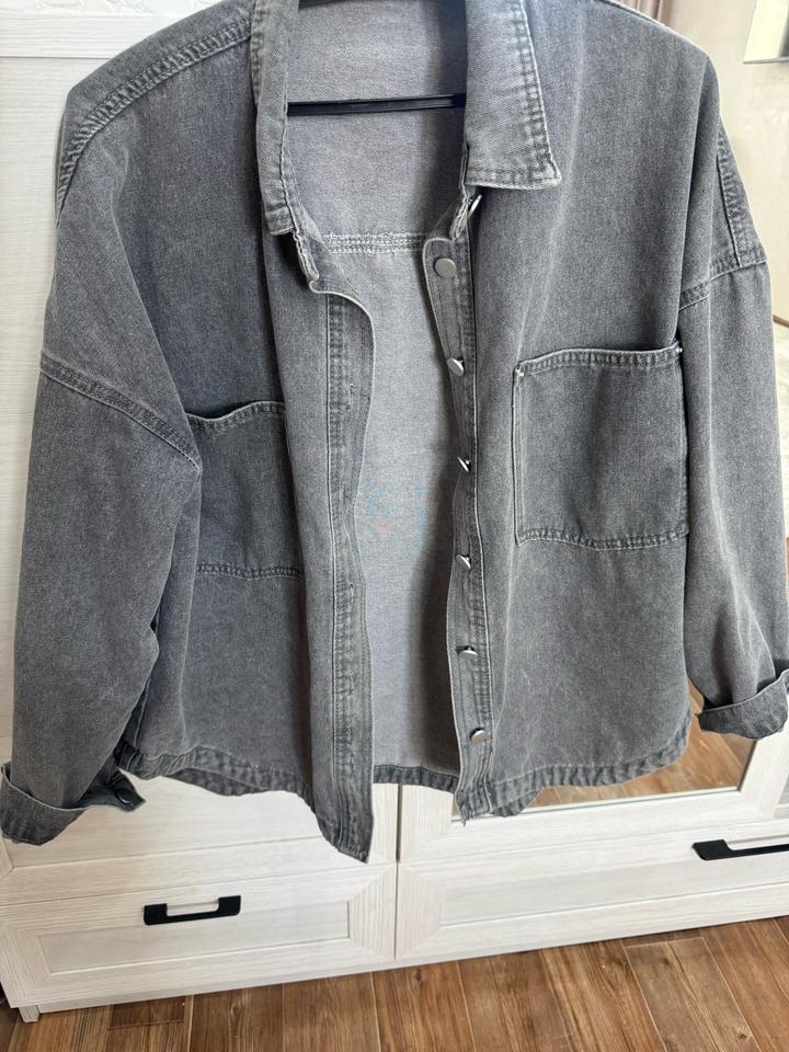 Джинсовая рубашка плотная