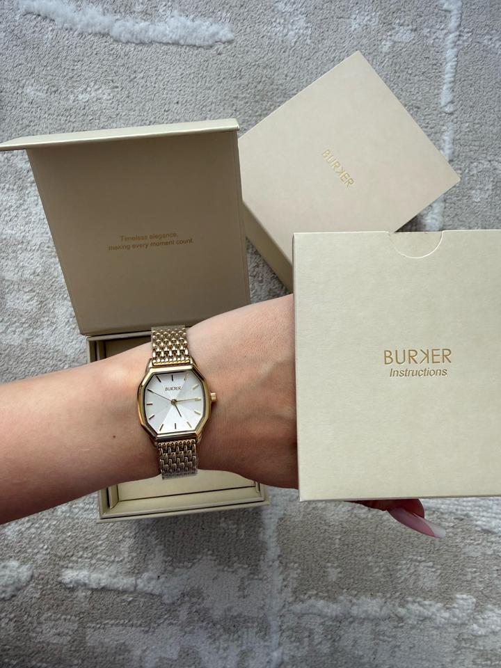 Женские часы от бренда Burker
