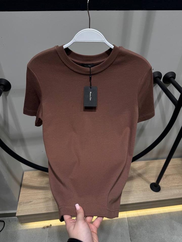 Продам коричневую футболку от Massimo DUTTI . Остался в размере М. Turkey