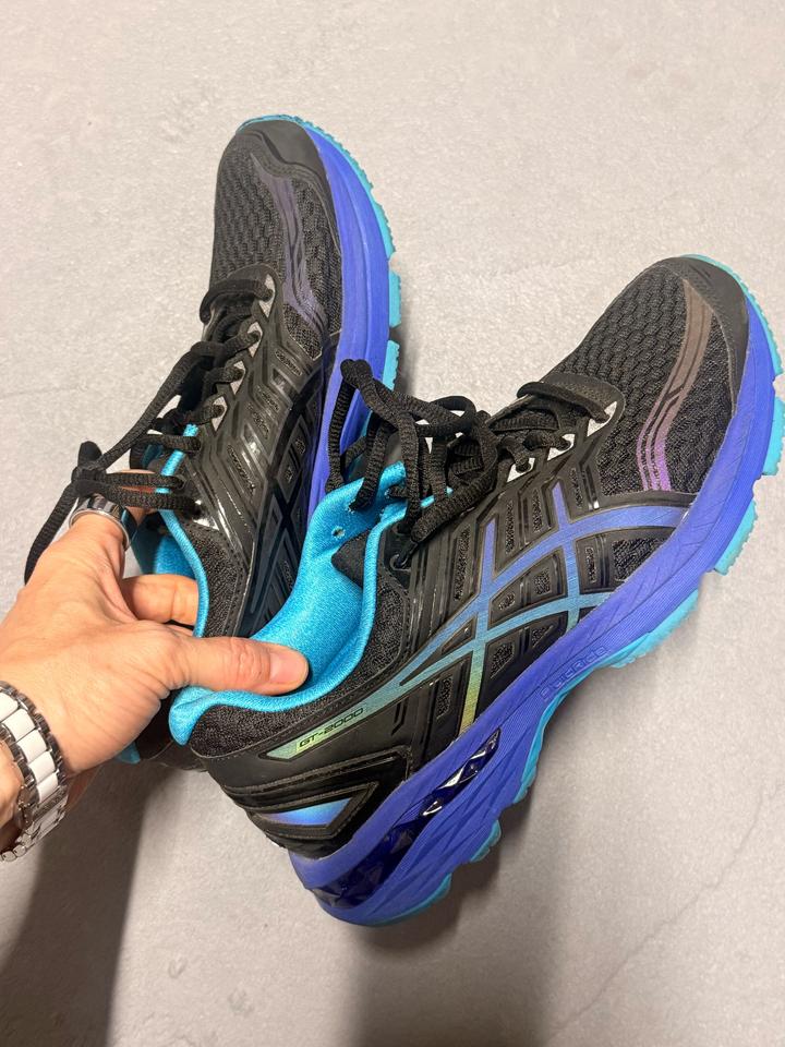 Беговые кроссовки Asics
